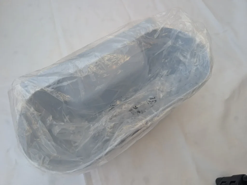 Navaris wrapped in plastic. 
